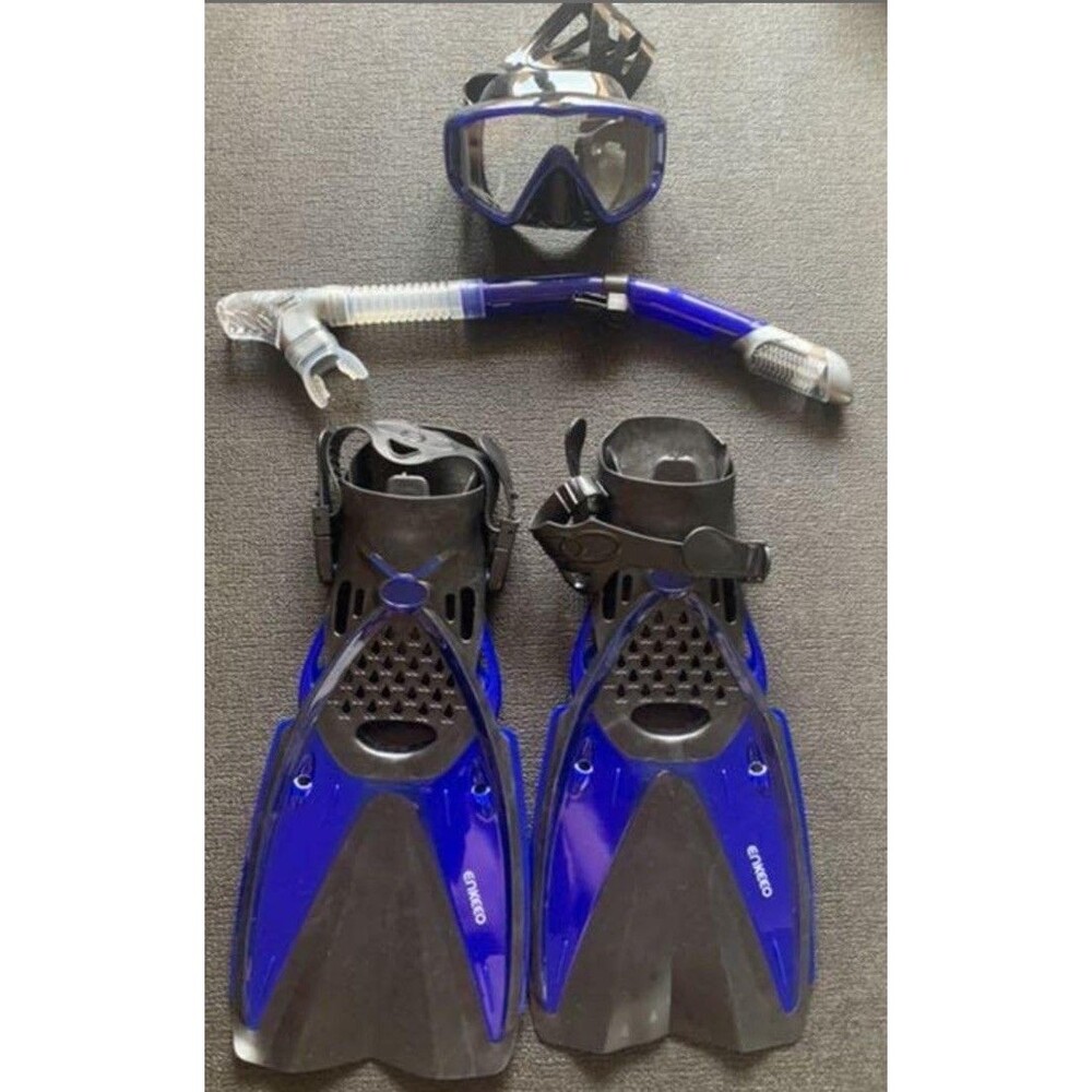 Enkeeo Snorkel Set 3pieces New in A Box Sealed